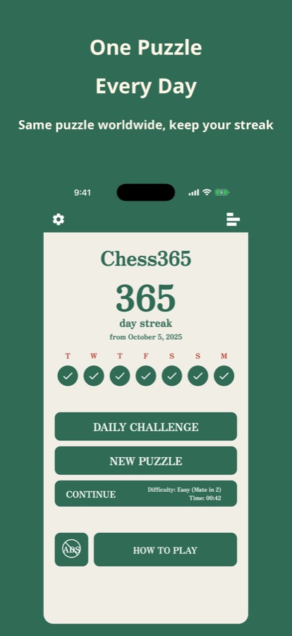 Chess365 home screen with a 365 day streak, a week of checkmarks and the Daily Challenge button